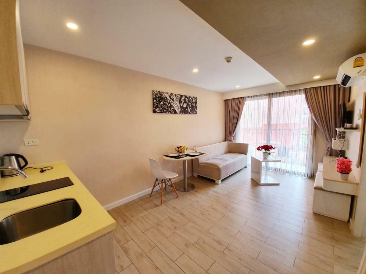 Seven Seas Condo By Dmitrii Jomtien Beach Eksteriør billede